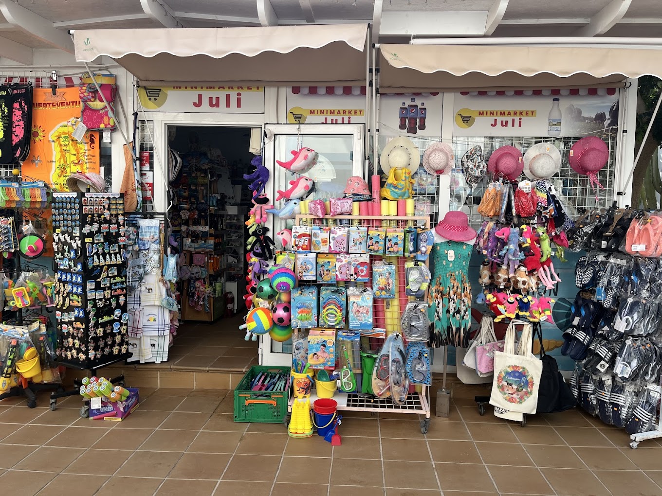 Mini Market Juli