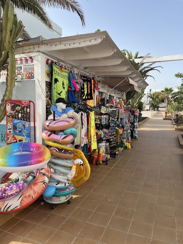 Mini Market Juli